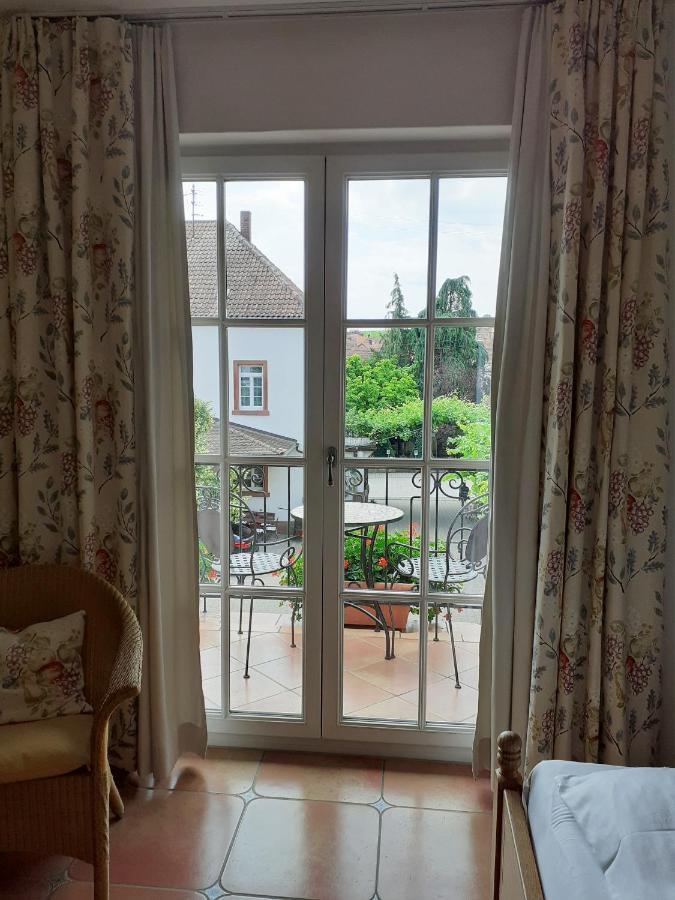 Das Landhotel Weingut Gernert Sankt Martin Exteriör bild